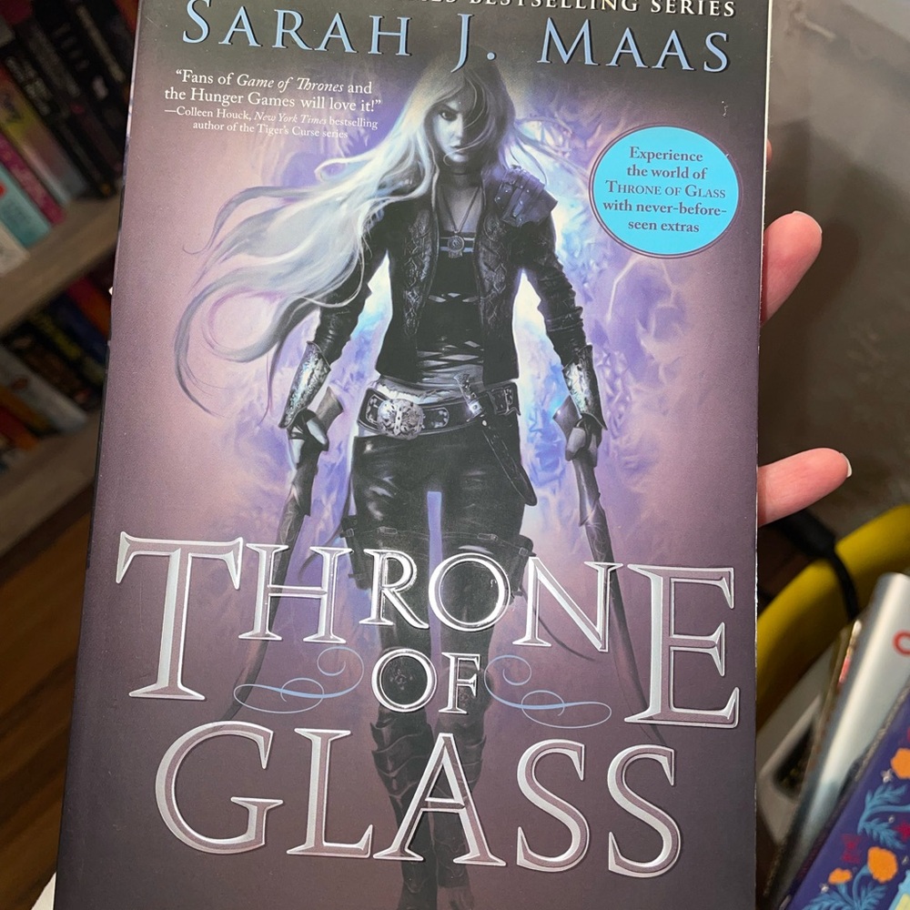 Throne of Glass by Sarah J. Maas - Purple Cover Fantasy Paperback